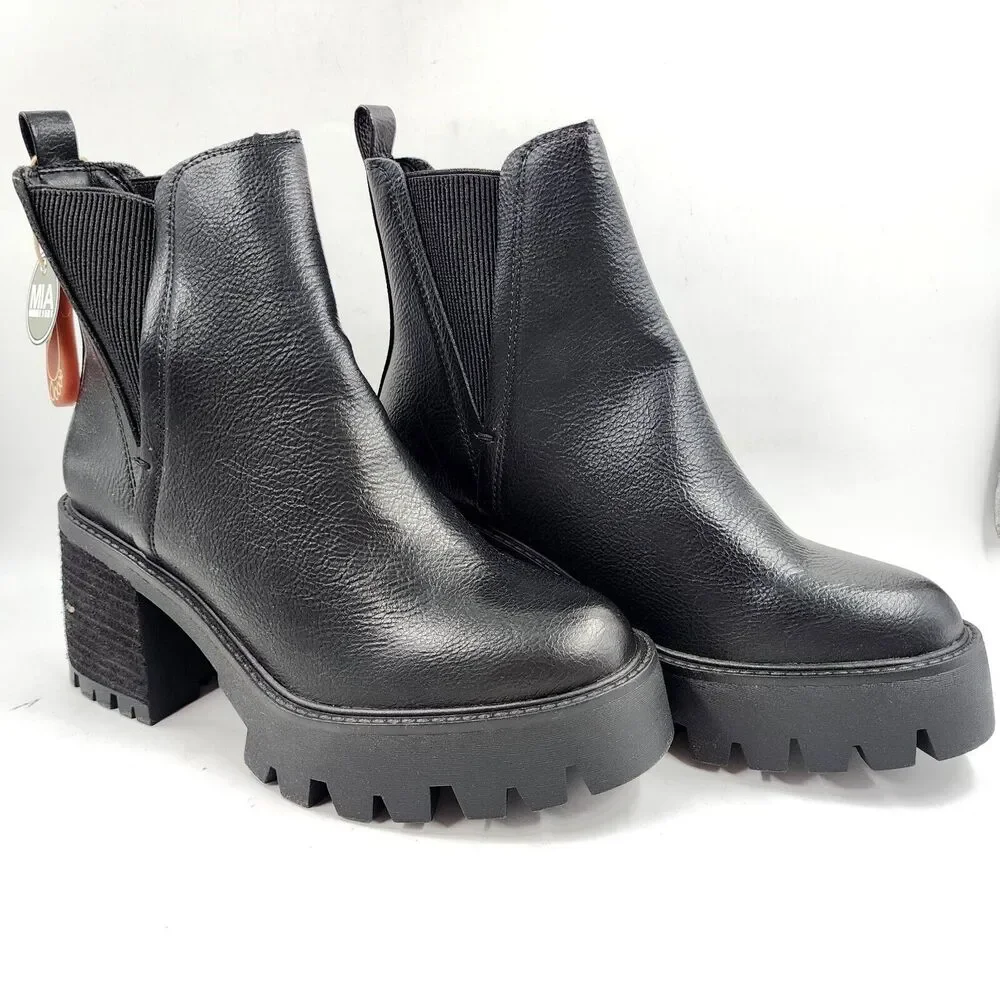 MIA Black Platform Lug Heel Chelsea Boots - Picture 5 of 10